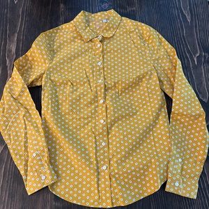 Boden mustard yellow button up dress shirt with daisy pattern